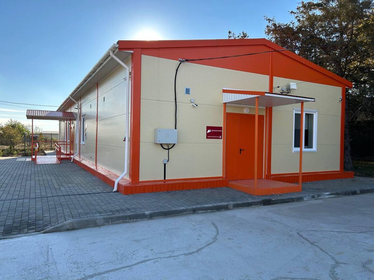 На севере Крыма открыли 16 модульных ФАПов и врачебных амбулаторий На севере Крыма открыли 16 модульных ФАПов и врачебных амбулаторий