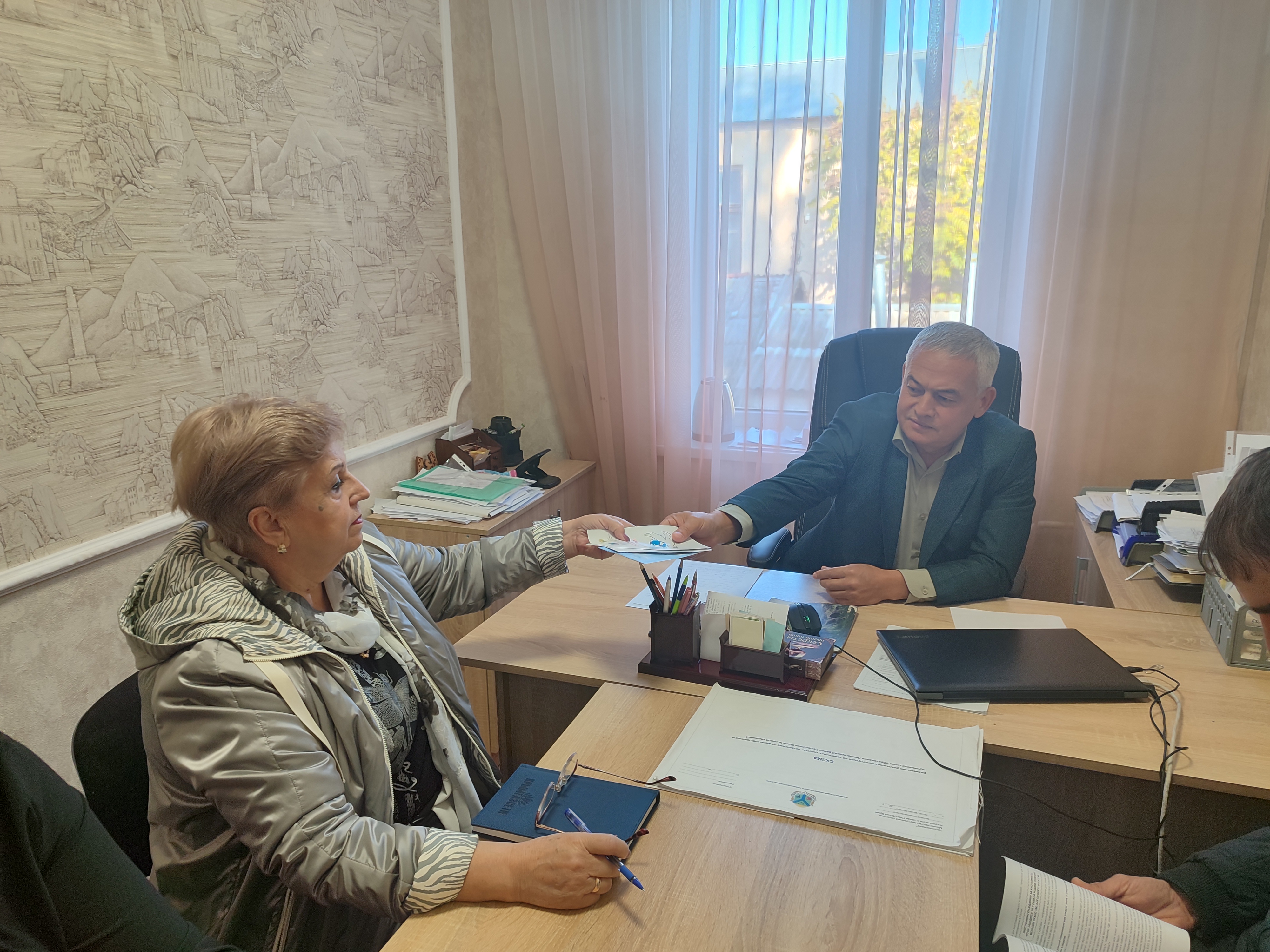 Ленур Мамедляев провел встречу (лекцию)  с работодателем, использующим труд иностранных граждан Ленур Мамедляев провел встречу (лекцию)  с работодателем, использующим труд иностранных граждан