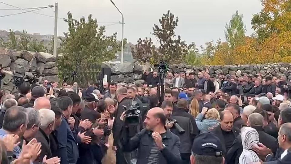 Церковь Пашиняна. не пользуется поддержкой