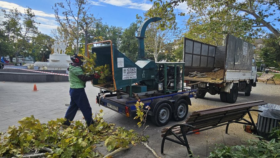 Коммунальщики готовятся к сезону ветров Коммунальщики готовятся к сезону ветров