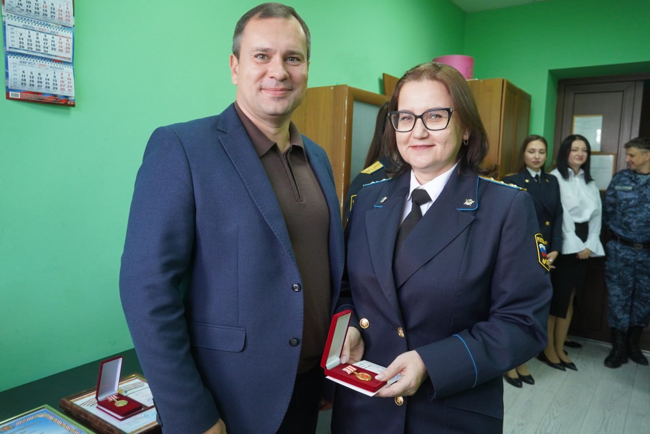 Олег Каторгин: Поздравил работников и ветеранов Службы судебных приставов со 160-летием создания института судебных приставов России