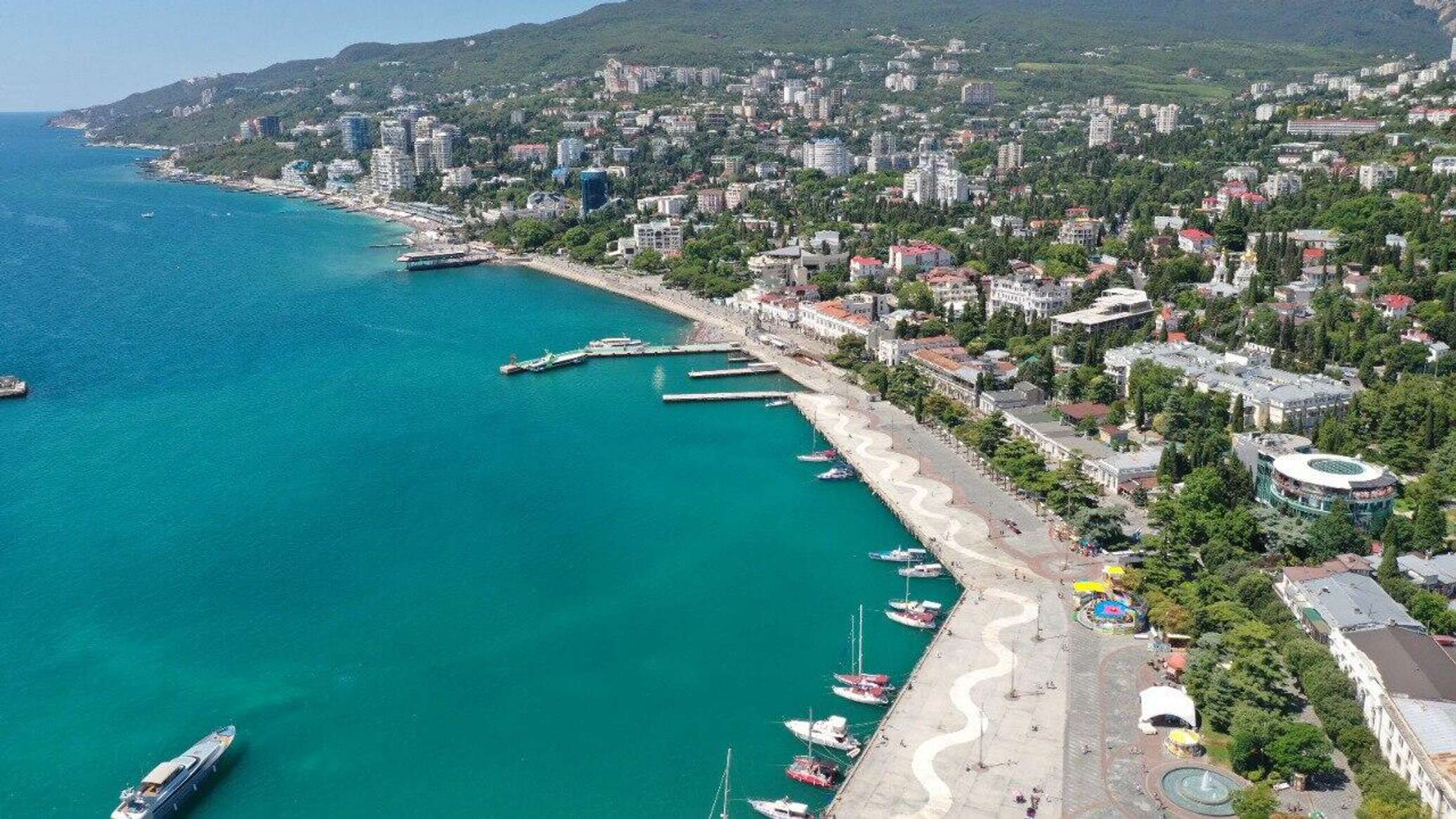 Как развивается экономика Крыма в условиях новых санкций