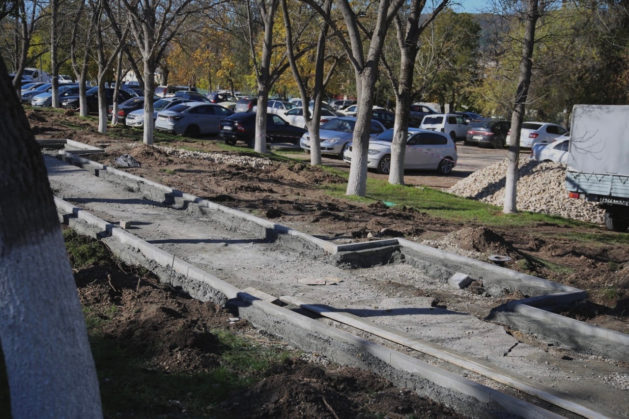 Бахчисарай становится уютнее: благоустраиваем дворы и пешеходные зоны Бахчисарай становится уютнее: благоустраиваем дворы и пешеходные зоны