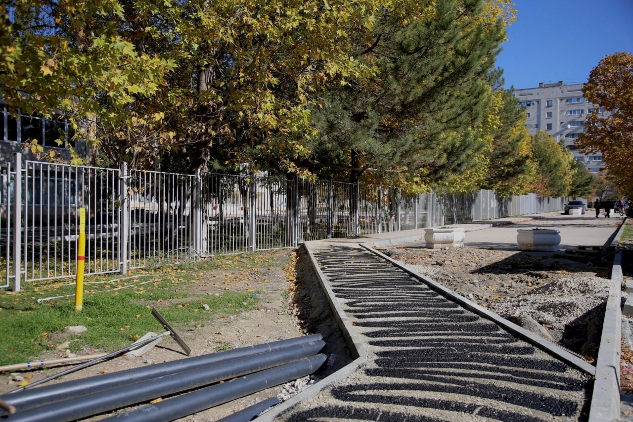 Бахчисарай становится уютнее: благоустраиваем дворы и пешеходные зоны Бахчисарай становится уютнее: благоустраиваем дворы и пешеходные зоны