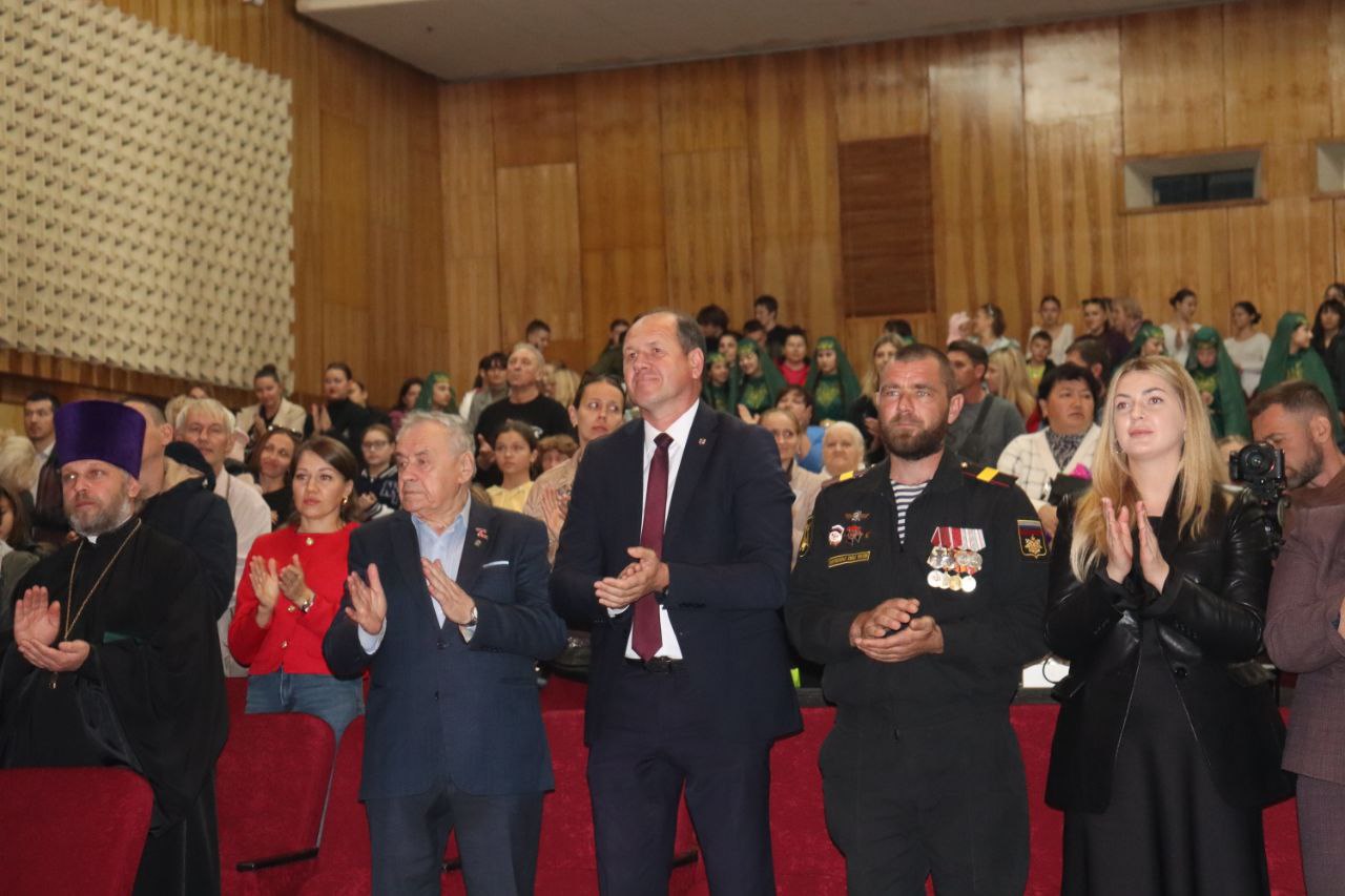 «Палитра народов и множество наций» «Палитра народов и множество наций»