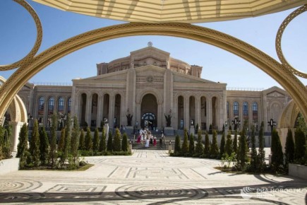 "Новый Херсонес" переходит на зимний график