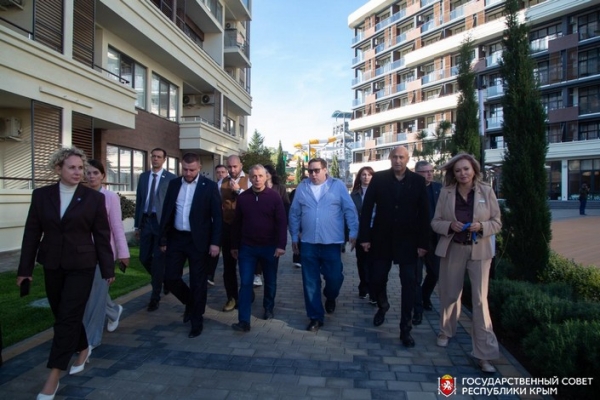 Владимир Константинов посетил с рабочей поездкой город Судак Владимир Константинов посетил с рабочей поездкой город Судак