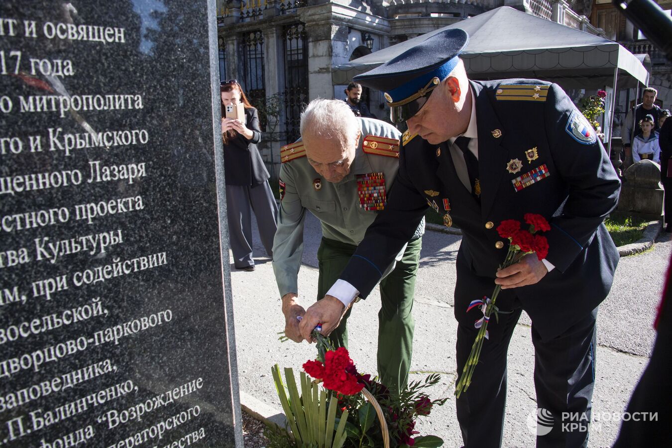 Выставка РИА Новости Крым "Защитники земли русской" открылась в Ялте Выставка РИА Новости Крым "Защитники земли русской" открылась в Ялте