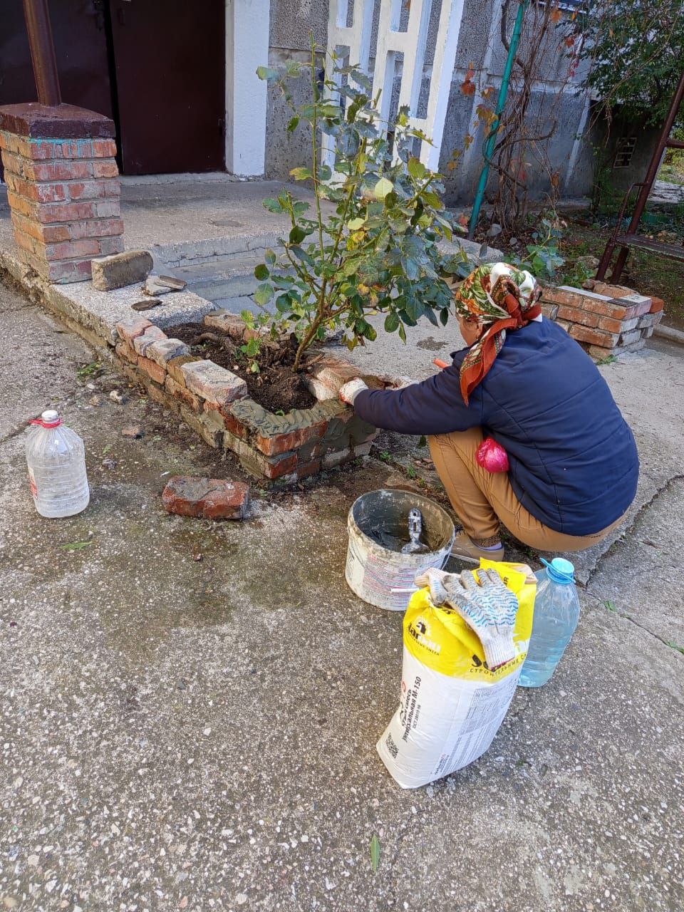 Олег Каторгин: В многоквартирных домах Керчи по согласованию с жителями управляющие компании ведут различные виды ремонтных работ Олег Каторгин: В многоквартирных домах Керчи по согласованию с жителями управляющие компании ведут различные виды ремонтных работ
