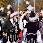 Представители разных национальностей исполнили танец «Калинка-малинка» в Симферополе Представители разных национальностей исполнили танец «Калинка-малинка» в Симферополе