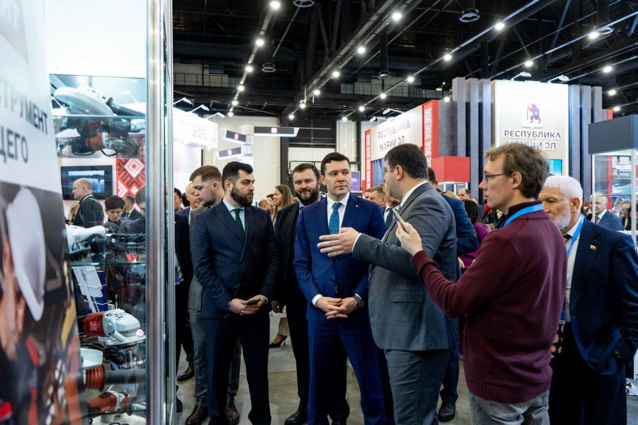 Делегация Минпромторга Крыма продолжает работу на форуме «Российский промышленник» в Санкт-Петербурге Делегация Минпромторга Крыма продолжает работу на форуме «Российский промышленник» в Санкт-Петербурге