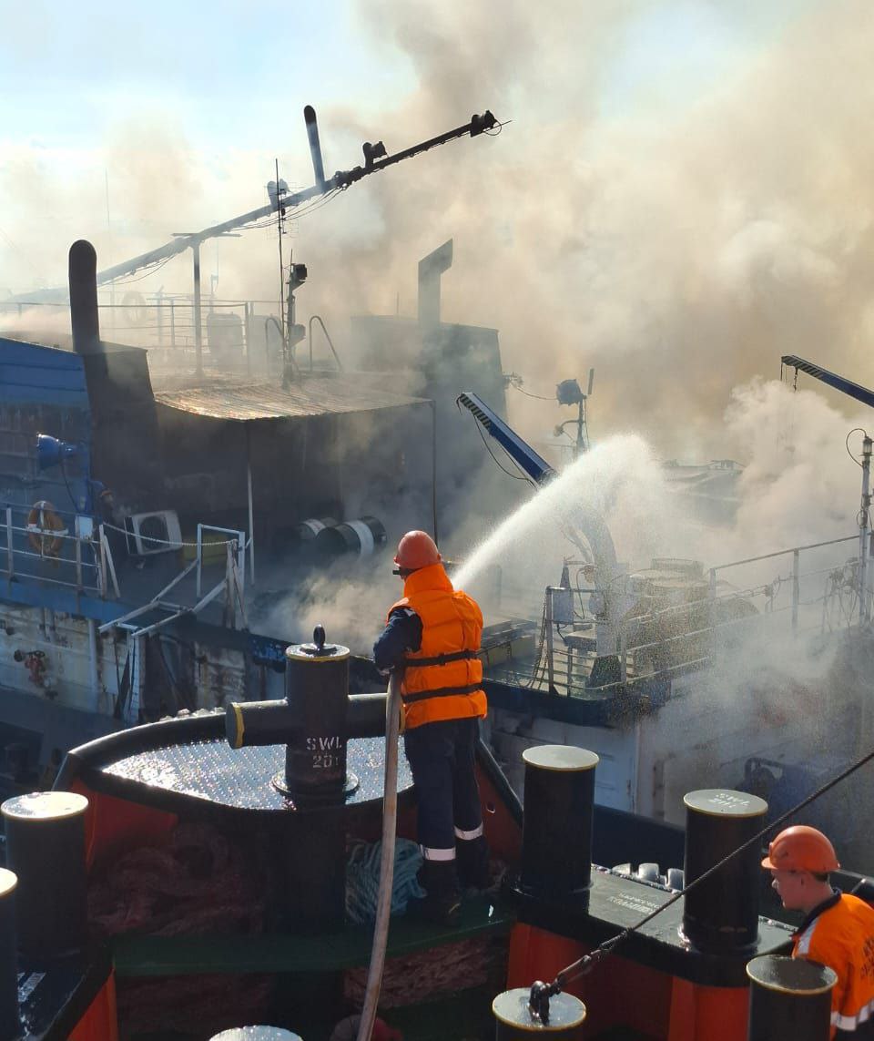 Следователи выясняют обстоятельства инцидента с судном в Керченском проливе