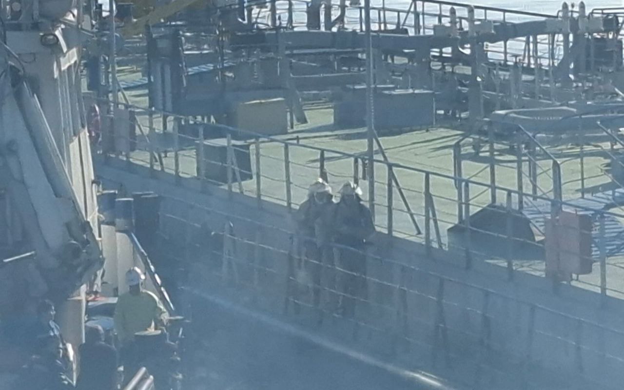 Следователи выясняют обстоятельства инцидента с судном в Керченском проливе Следователи выясняют обстоятельства инцидента с судном в Керченском проливе