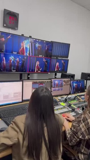 Начинаем наш праздничный марафон с крымскотатарского танца «Агъыр ава ве хайтарма» в исполнении ансамбля «Фидан»