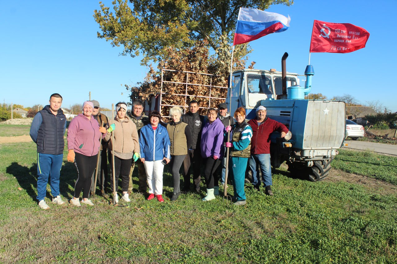 На территории Советского района состоялась экологическая акция «Посади своё дерево жизни» На территории Советского района состоялась экологическая акция «Посади своё дерево жизни»