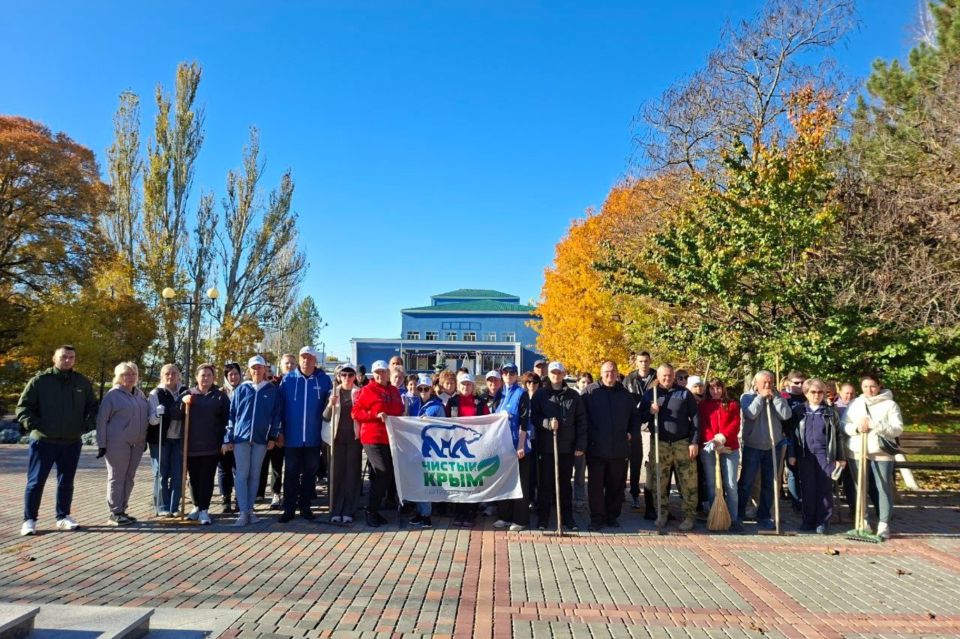 Субботник — это та добрая осенняя Акция, когда люди собираются вместе, чтобы навести порядок в своем районе