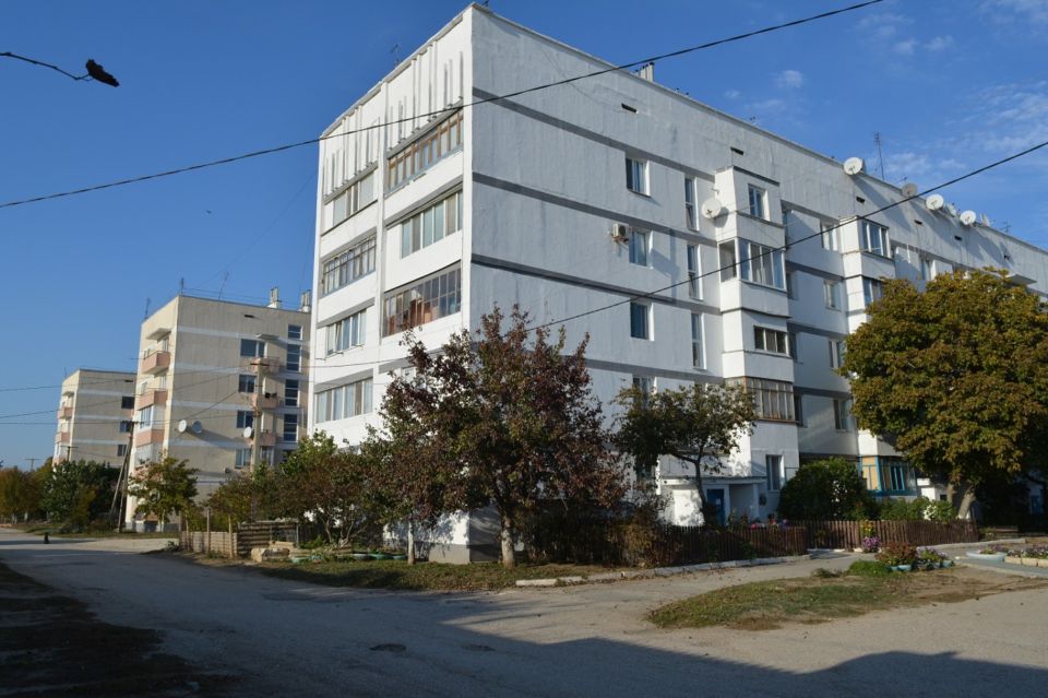 В текущем году в пгт Первомайское отремонтировано семь подъездов многоквартирных домов