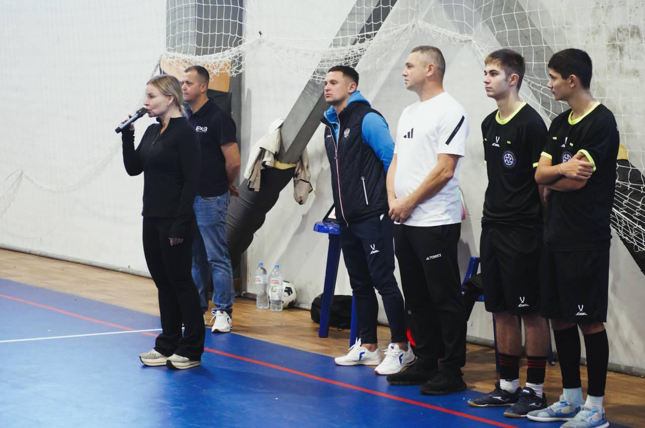 Женская команда футбольного клуба «Велес» дебютировала на республиканских соревнованиях Женская команда футбольного клуба «Велес» дебютировала на республиканских соревнованиях