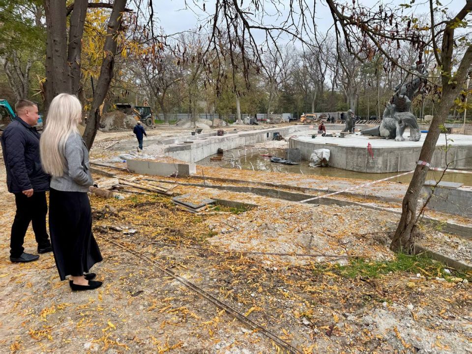 Юлия Предыбайло: СИМВОЛ ГОРОДА-КУРОРТА САКИ - «БРОНТОЗАВР» ОБРЕТАЕТ НОВЫЙ ДОМ! Юлия Предыбайло: СИМВОЛ ГОРОДА-КУРОРТА САКИ - «БРОНТОЗАВР» ОБРЕТАЕТ НОВЫЙ ДОМ!