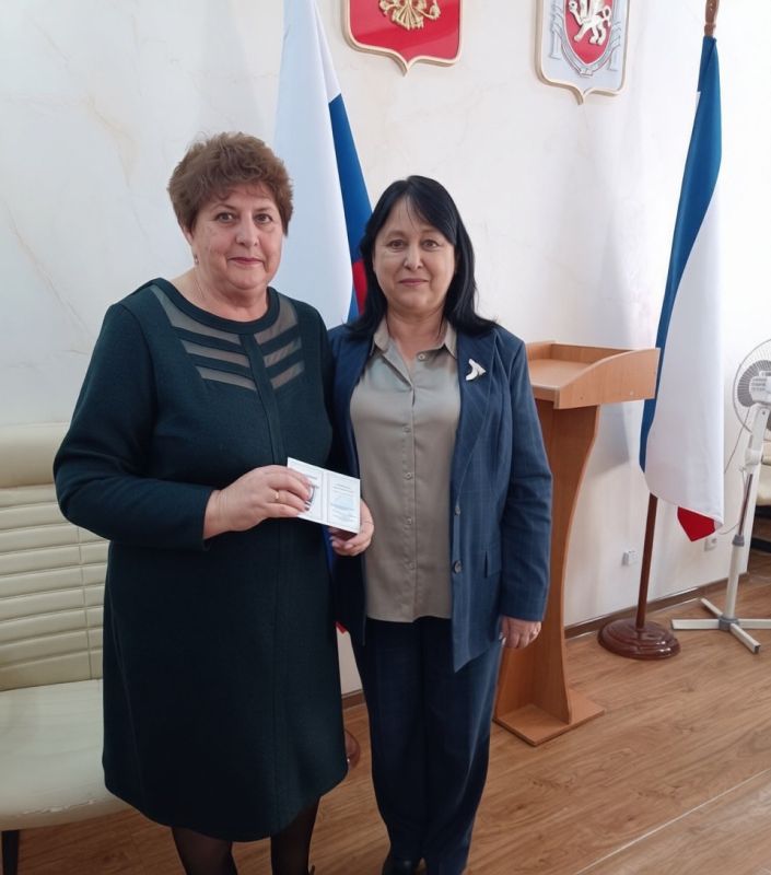 Инна Федоренко: От всей души поздравляю педагогов нашего Джанкойского района с получением заслуженных наград от Министерства просвещения Российской Федерации! Инна Федоренко: От всей души поздравляю педагогов нашего Джанкойского района с получением заслуженных наград от Министерства просвещения Российской Федерации!