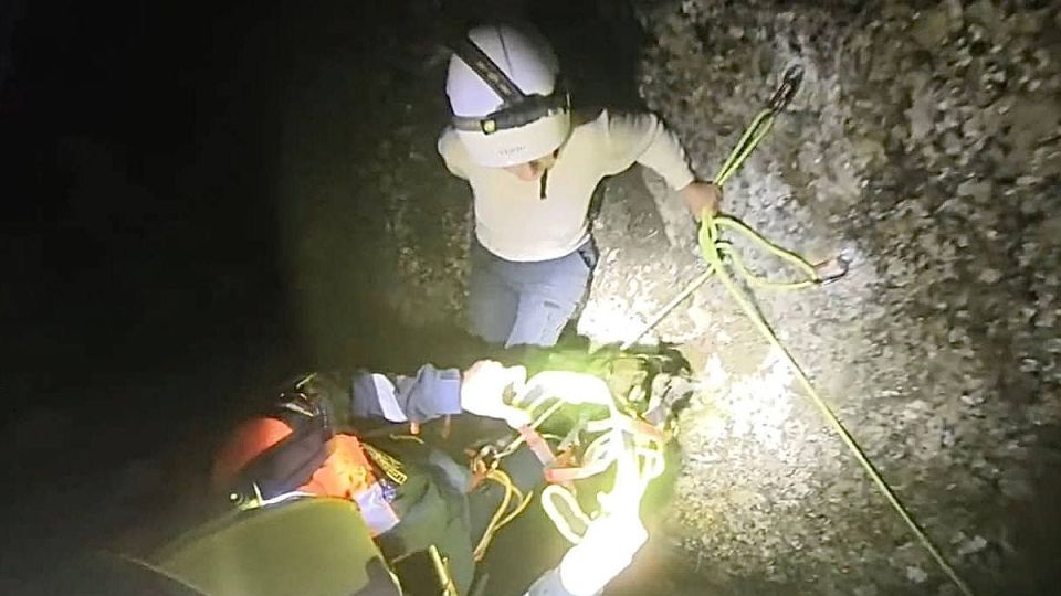 Спасатели помогли застрявшей на горе Таракташ в Судаке туристке