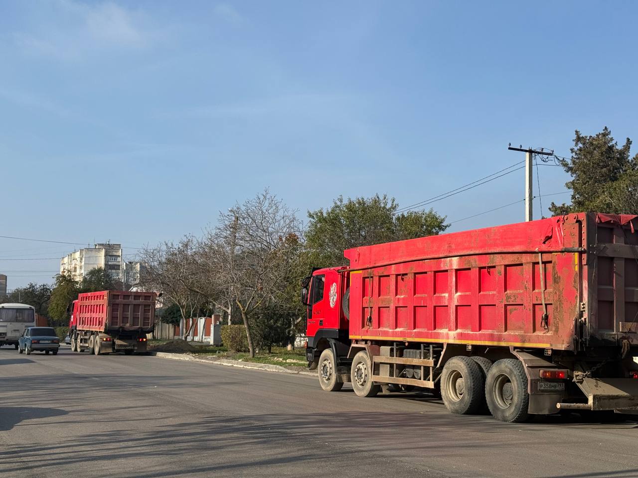 Александр Юрьев: Начался второй этап асфальтирования ул. 9 Мая. Сегодня укладывают выравнивающий слой дорожного покрытия на отрезке от пересечения с ул. Павленко в направлении пр. Победы Александр Юрьев: Начался второй этап асфальтирования ул. 9 Мая. Сегодня укладывают выравнивающий слой дорожного покрытия на отрезке от пересечения с ул. Павленко в направлении пр. Победы