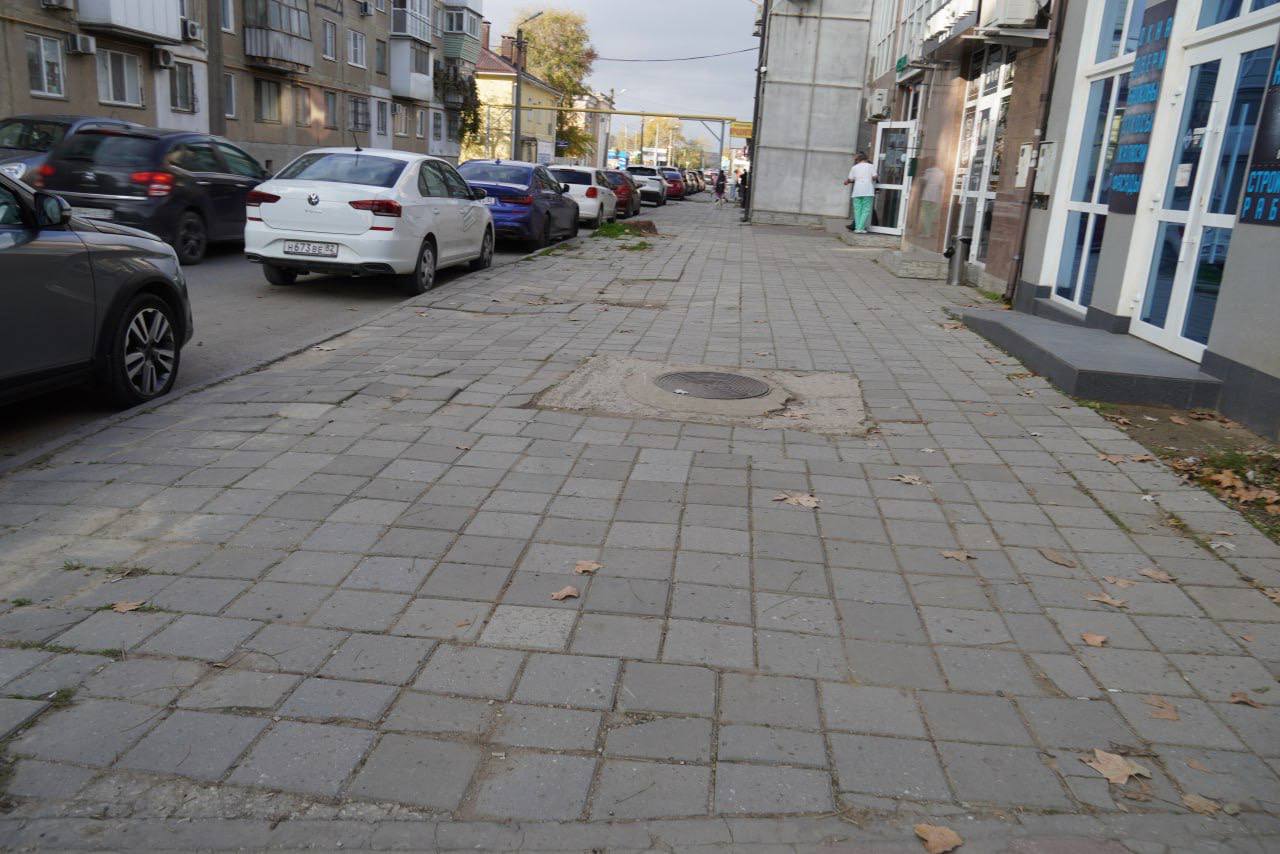 Олег Каторгин: Дал поручение Службе городского хозяйства провести временные восстановительные работы пешеходных зон вдоль улицы Шлагбаумской Олег Каторгин: Дал поручение Службе городского хозяйства провести временные восстановительные работы пешеходных зон вдоль улицы Шлагбаумской