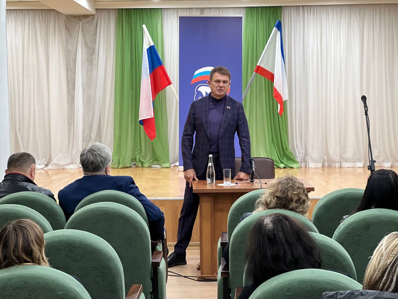 Леонид Бабашов с рабочим визитом посетил город Джанкой Леонид Бабашов с рабочим визитом посетил город Джанкой