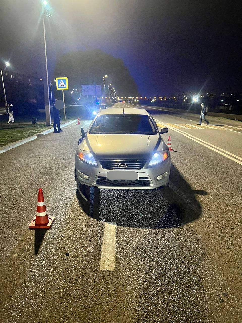 Легковушка сбила подростка на "зебре" в Керчи – его доставили в больницу