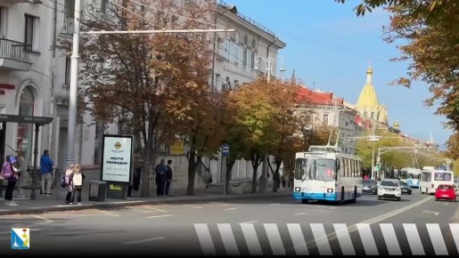 На площади Нахимова прошла выставка техники «Севэлектроавтотранс имени А.С. Круподерова»