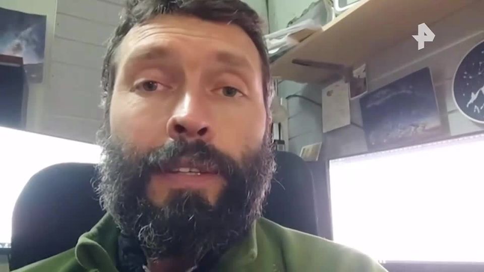 Научный сотрудник Крымской астрофизической обсерватории объяснил РЕН ТВ появление яркого болида в небе над Москвой