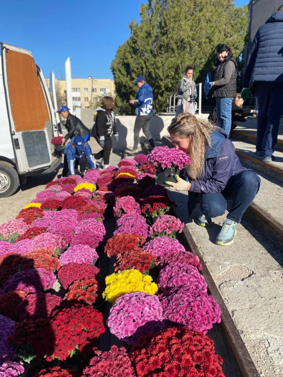 Сергей Петелин: Руководство и сотрудники администрации Симферопольского района 1 ноября приняли участие в субботнике, организованном в рамках экологического партийного проекта "Чистый Крым" Сергей Петелин: Руководство и сотрудники администрации Симферопольского района 1 ноября приняли участие в субботнике, организованном в рамках экологического партийного проекта "Чистый Крым"