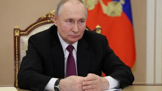 Путин принял участие в открытии спортивного комплекса в Крыму