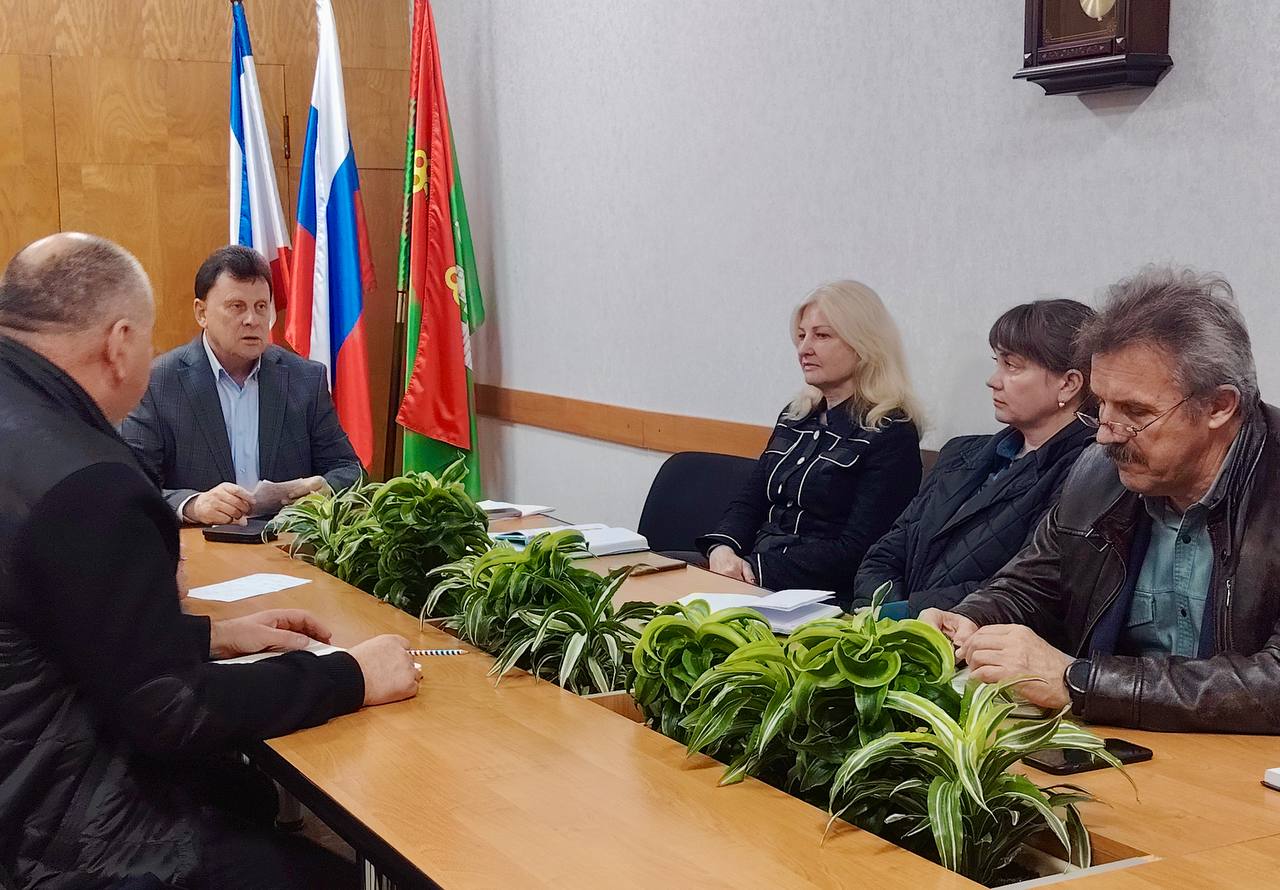 Василий Телиженко: Обращения граждан — одно из приоритетных направлений деятельности администрации города Армянска