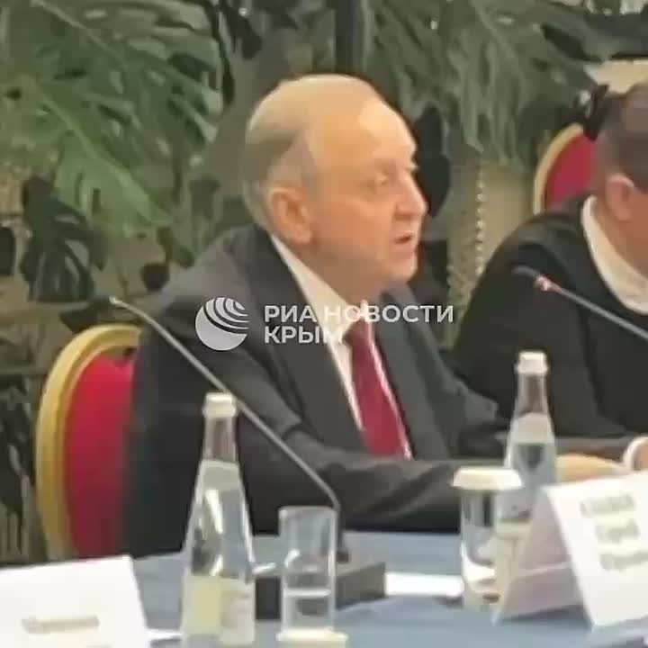 В Крыму достаточно стабильная и спокойная ситуация с точки зрения военных аспектов