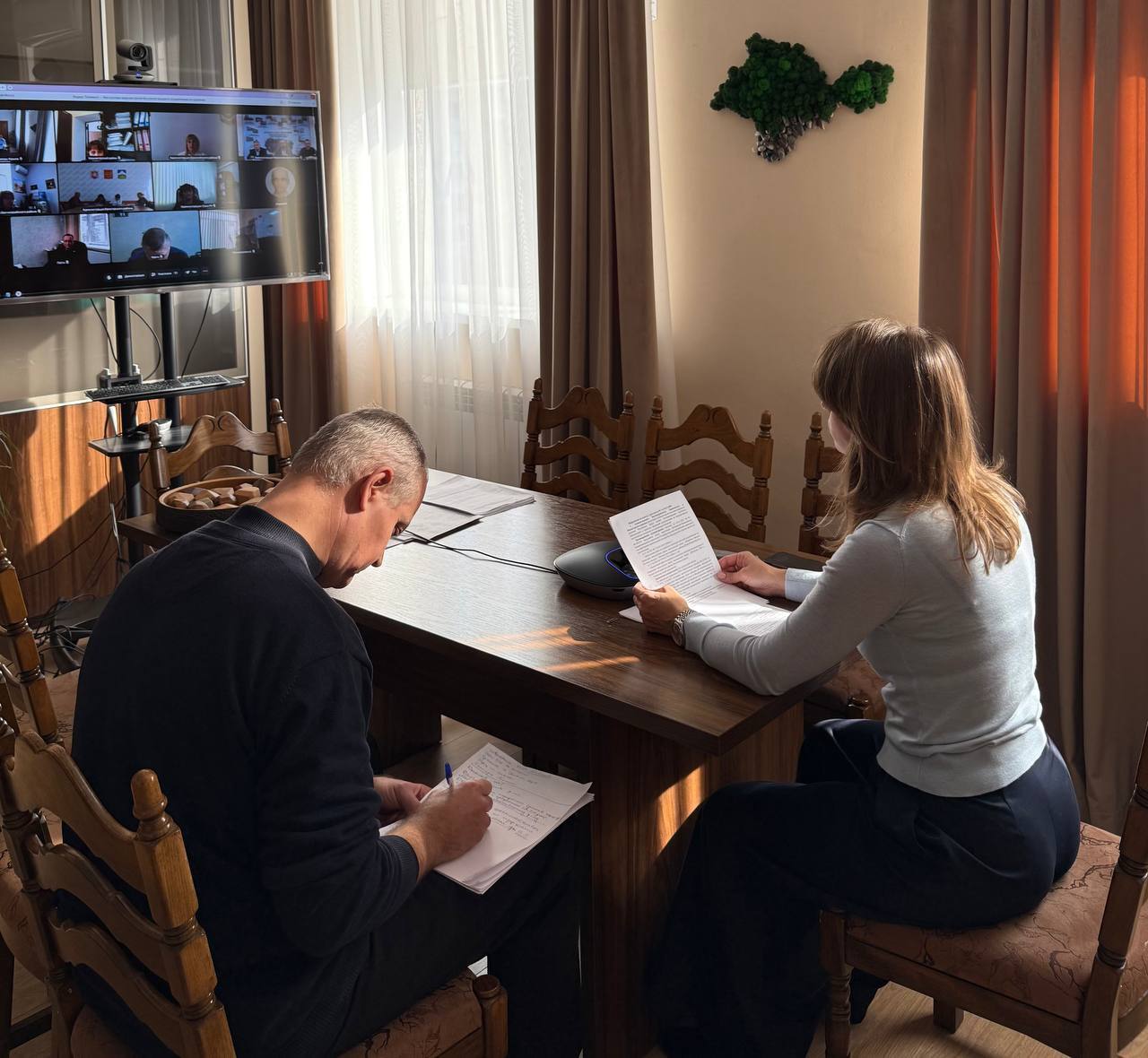 Ольга Шевцова: Продолжаем отрабатывать вопрос разработки проектной документации по ликвидации объектов накопленного вреда, расположенных на территории Бахчисарайского, Джанкойского, Нижнегорского и Первомайского районов... Ольга Шевцова: Продолжаем отрабатывать вопрос разработки проектной документации по ликвидации объектов накопленного вреда, расположенных на территории Бахчисарайского, Джанкойского, Нижнегорского и Первомайского районов...