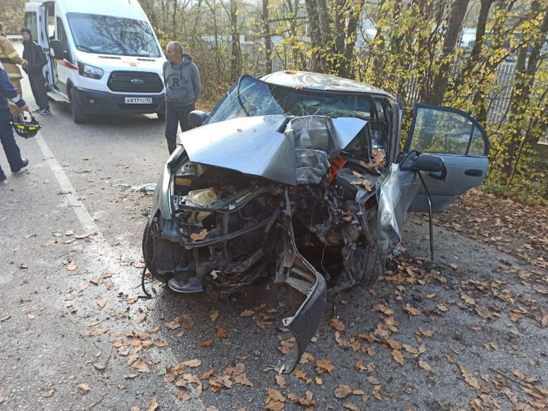 В ДТП под Севастополем спасатели деблокировали пострадавшего В ДТП под Севастополем спасатели деблокировали пострадавшего