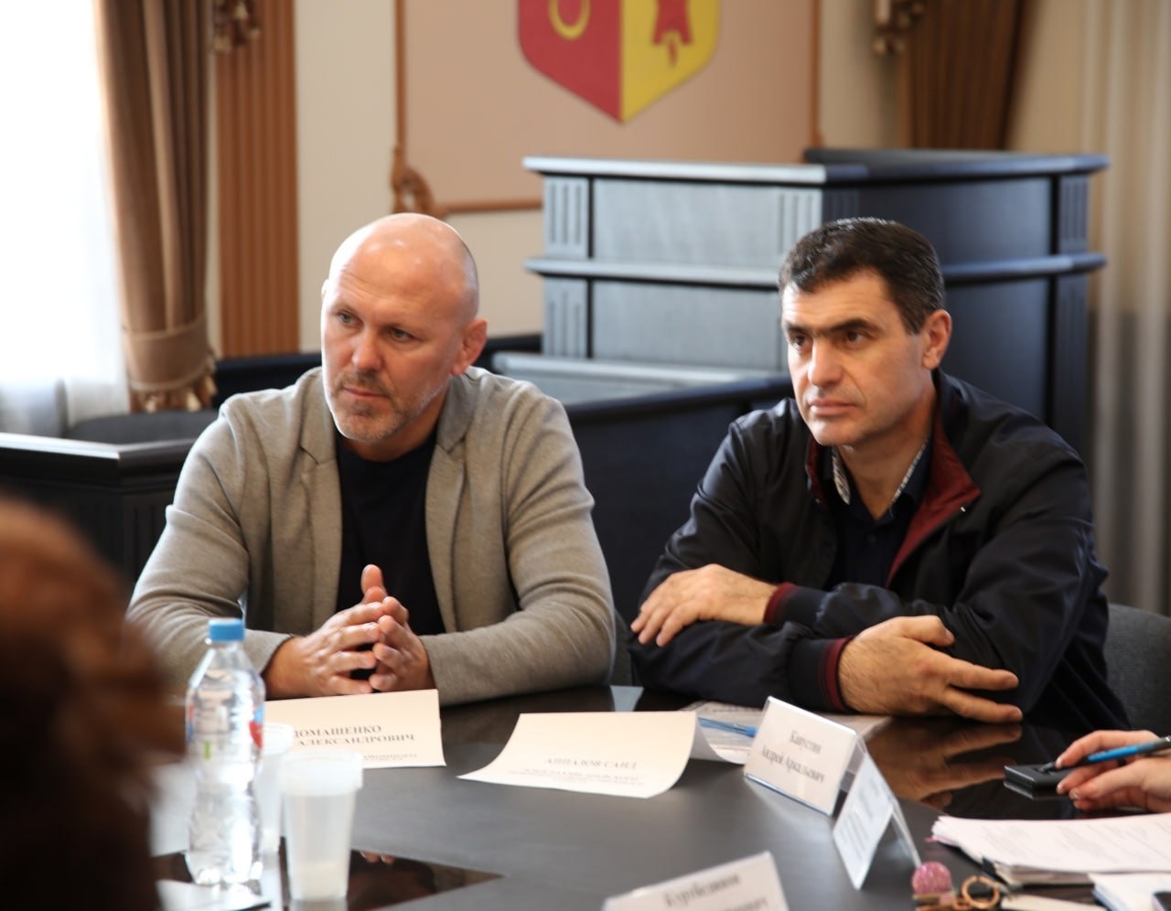 Общественники города и района провели совместное заседание Общественники города и района провели совместное заседание