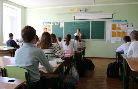 Омбудсмен Волынец объяснила, почему не стоит сокращать летние каникулы в школе