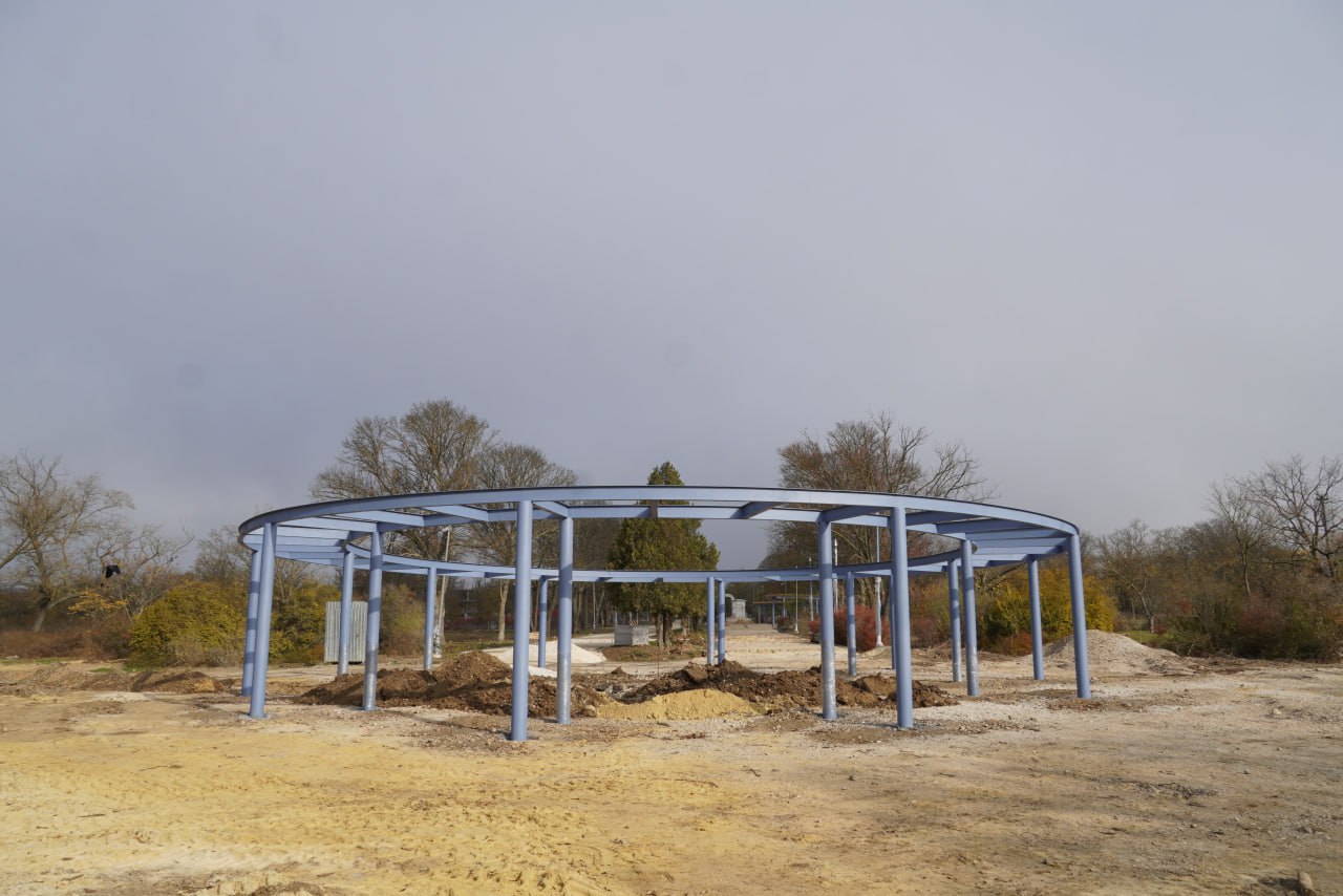 Олег Каторгин: Продолжаю контролировать ход благоустройства парка им. Войкова. Выехал на место, пообщался с подрядчиками Олег Каторгин: Продолжаю контролировать ход благоустройства парка им. Войкова. Выехал на место, пообщался с подрядчиками