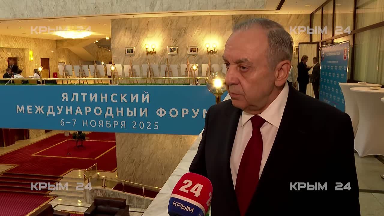 Мурадов: Крым использует методы народной дипломатии для коммуникации с Западом