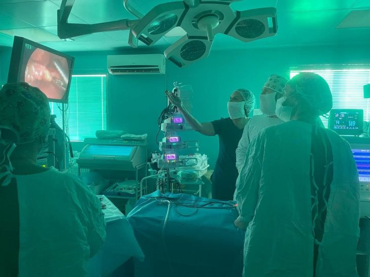 Специалисты Перинатального центра РКБ им. Н. А. Семашко с помощью малоинвазивных технологий удалили огромную опухоль у новорожденной девочки