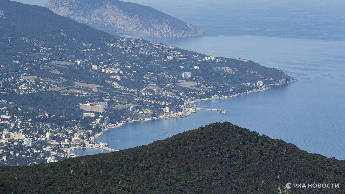 В Крым ждут визит Трампа.. Он помог бы президенту США разобраться в причинах конфликта на Украине и понять крымчан