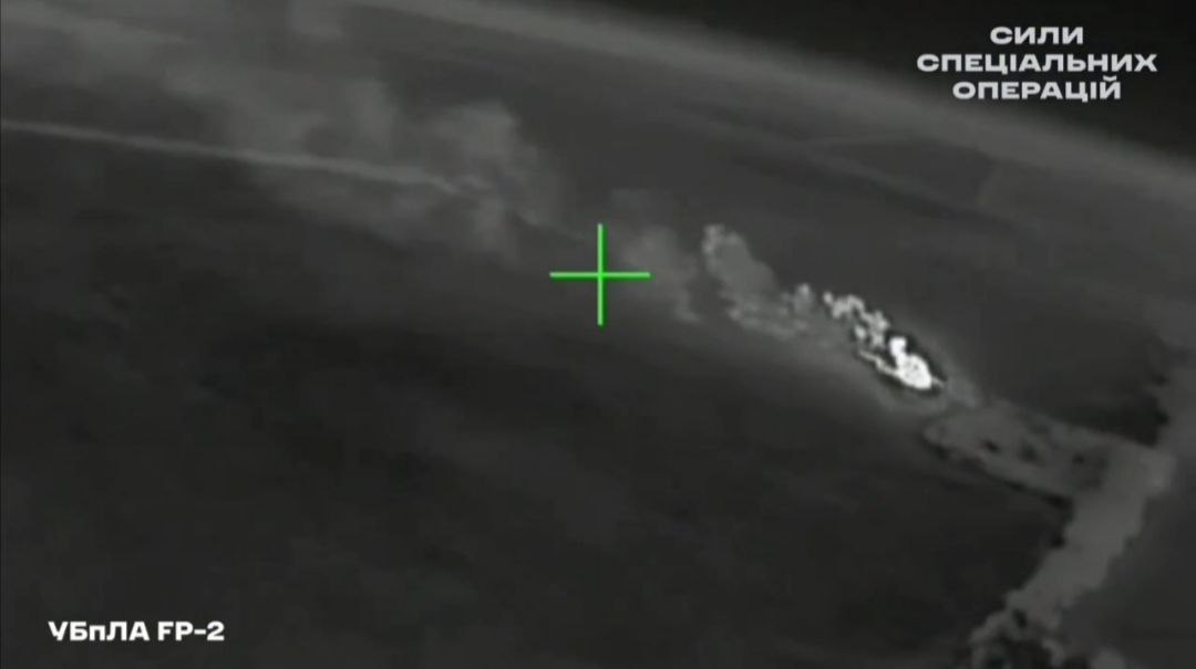 Удары Украины по Крыму.. После десанта Буданова в последние дни начали публиковать видео не ГУР Украины, а ССО - сил специальных операций. Выглядит это как грамотно построенный антикриз, где сместили перемоги на другое... Удары Украины по Крыму.. После десанта Буданова в последние дни начали публиковать видео не ГУР Украины, а ССО - сил специальных операций. Выглядит это как грамотно построенный антикриз, где сместили перемоги на другое...