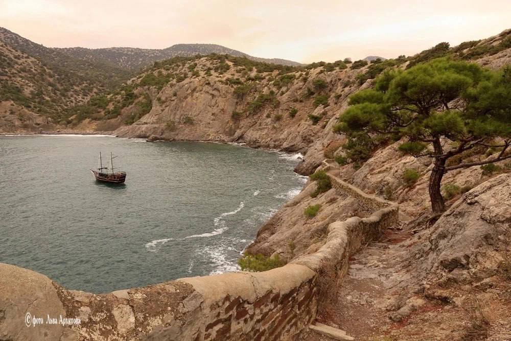 Александр Коц: ВЕЧЕРНИЙ ЗВОН:. экскурсия уходящего дня Александр Коц: ВЕЧЕРНИЙ ЗВОН:. экскурсия уходящего дня