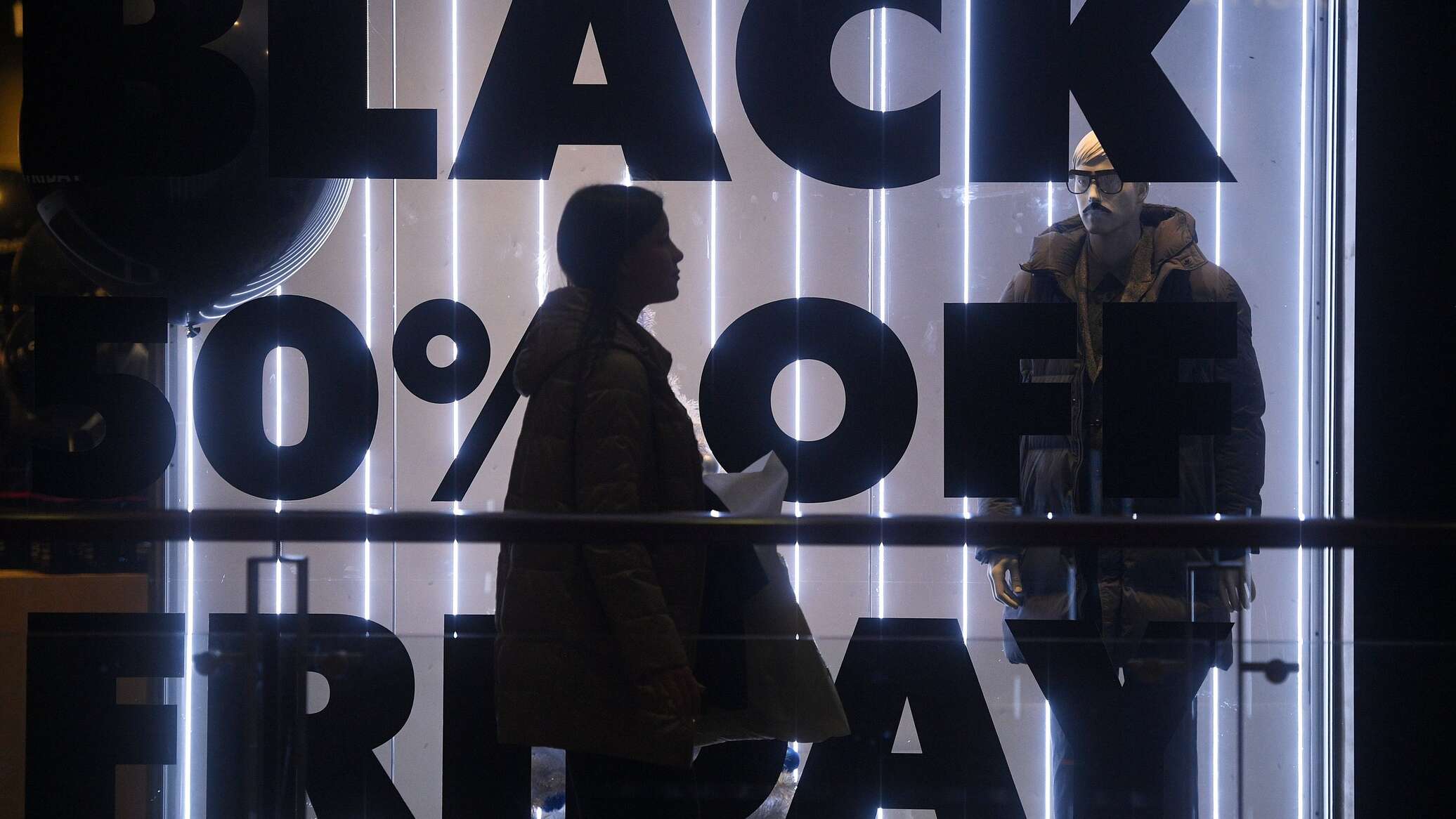 Коварство "черной" пятницы: как не попасть в лапы мошенников