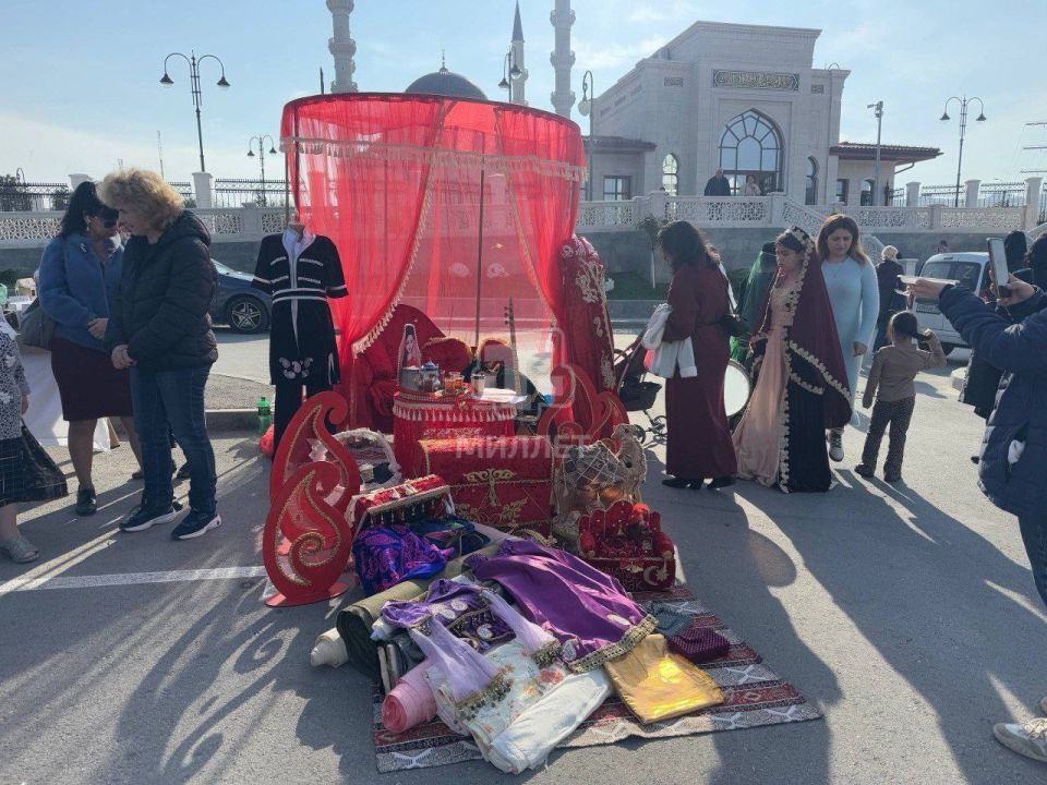 ����������� ������� �ظ������ ����� ����� �������� � �����������