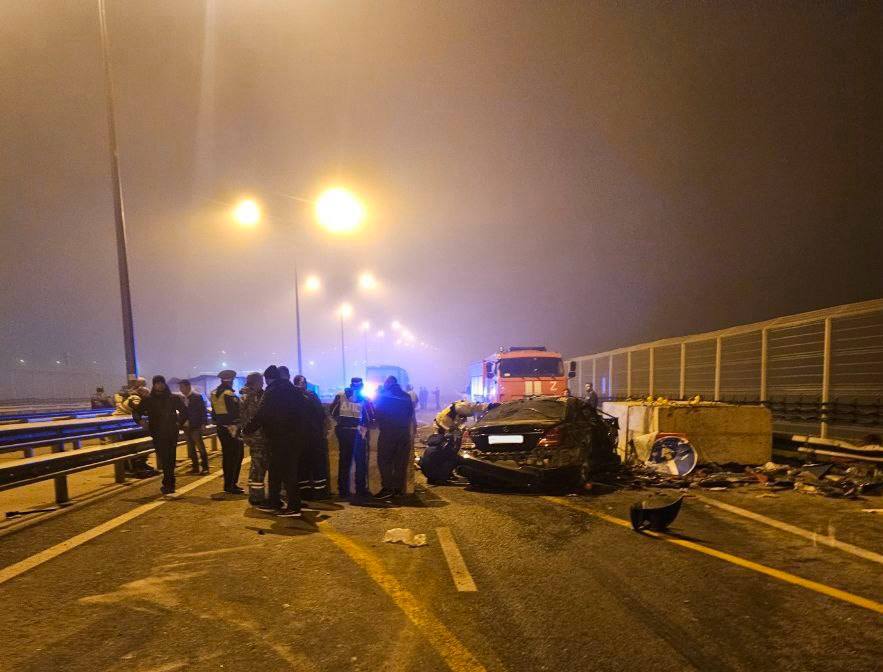 Дети, пострадавшие в смертельном ДТП на Крымском мосту, находятся в тяжелом состоянии Дети, пострадавшие в смертельном ДТП на Крымском мосту, находятся в тяжелом состоянии