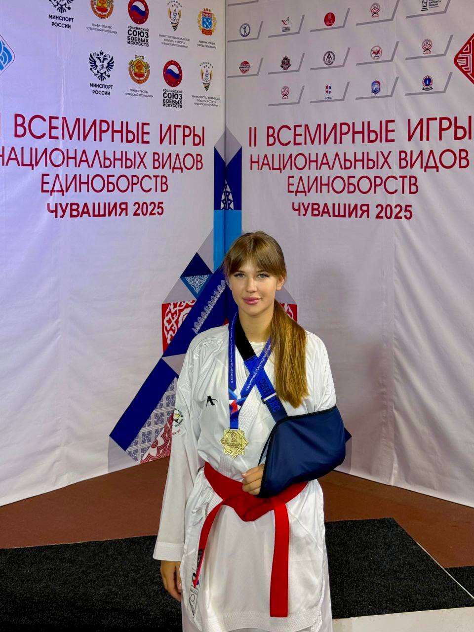 Севастопольцы взяли «золото» на Чемпионате мира по всестилевому каратэ Севастопольцы взяли «золото» на Чемпионате мира по всестилевому каратэ