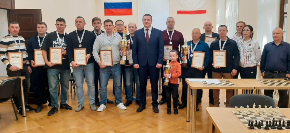 В Крыму росгвардейцы заняли призовые места в межведомственном чемпионате по шахматам В Крыму росгвардейцы заняли призовые места в межведомственном чемпионате по шахматам